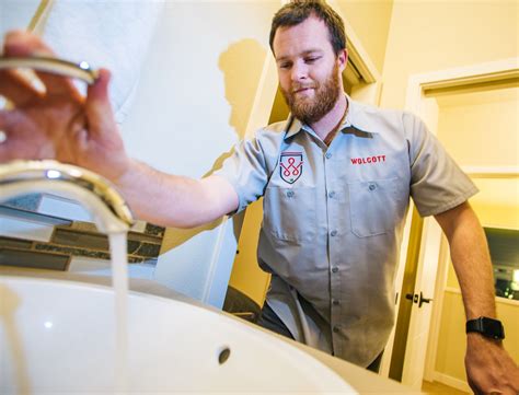 Portland plumber - Mar 7, 2024 · Find and compare 108 highly-rated local plumbers in Portland, OR for your home project. See recent reviews, ratings, coupons and contact details for each plumber. 